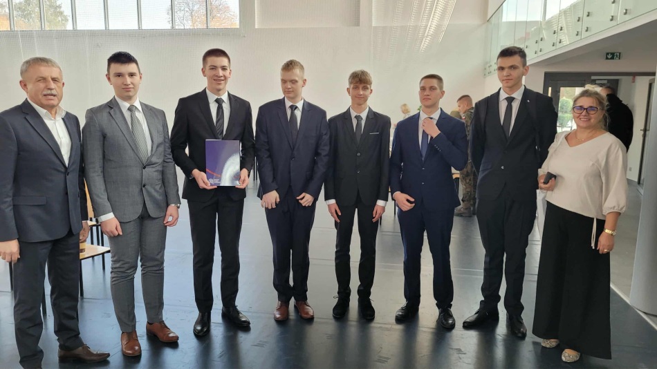 Projekt edukacyjny „Sztandar – znak szczególnego znaczenia”