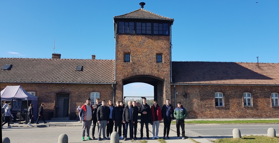 Wycieczka Auschwitz- Częstochowa- Energylandia